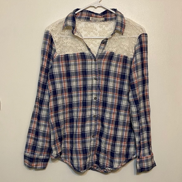 Paper Crane plaid & lace button down shirt, medium - Picture 7 of 7